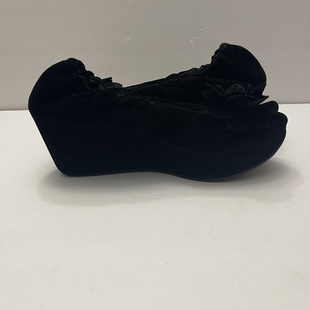 Restricted Black Suede Platform Rosette Slip-ons Shoes Womens 7.5 Whimsy Fairy - Picture 7 of 11